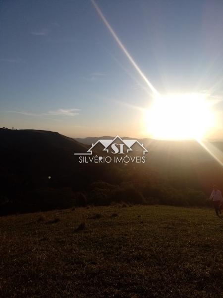 Terreno Residencial à venda em Araras, Petrópolis - RJ - Foto 3