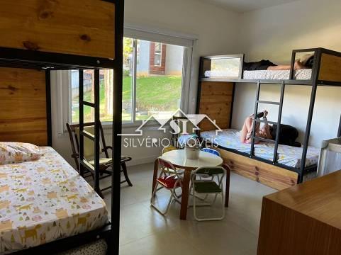 Casa à venda com 5 quartos, 200m² - Foto 9