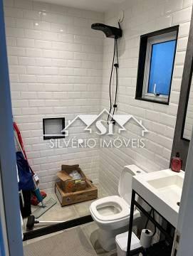 Casa à venda com 5 quartos, 200m² - Foto 11