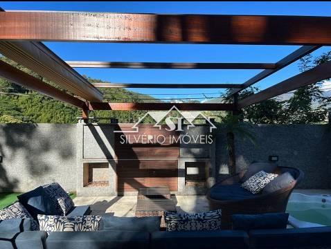 Casa à venda com 5 quartos, 200m² - Foto 14