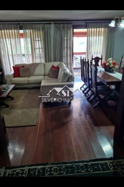Casa à venda com 3 quartos, 400m² - Foto 10
