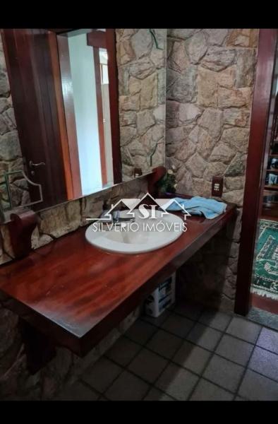 Casa à venda com 3 quartos, 400m² - Foto 16