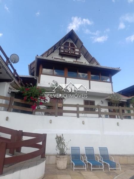 Casa à venda com 3 quartos, 400m² - Foto 2