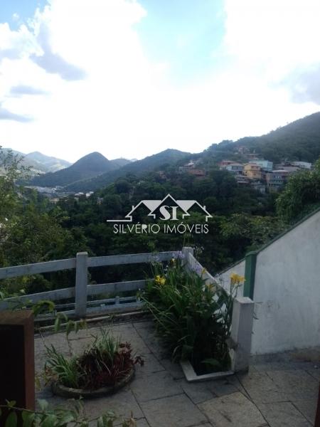 Casa à venda com 3 quartos, 400m² - Foto 45