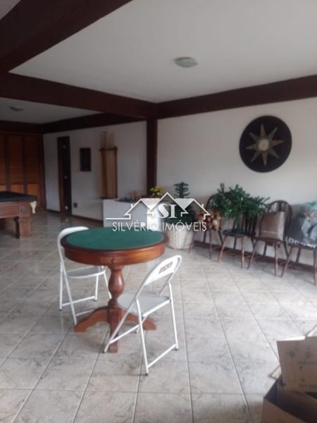 Casa à venda com 3 quartos, 400m² - Foto 22