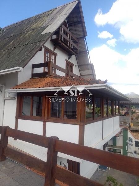 Casa à venda com 3 quartos, 400m² - Foto 5