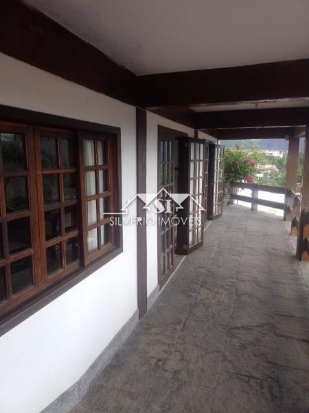 Casa à venda com 3 quartos, 400m² - Foto 6
