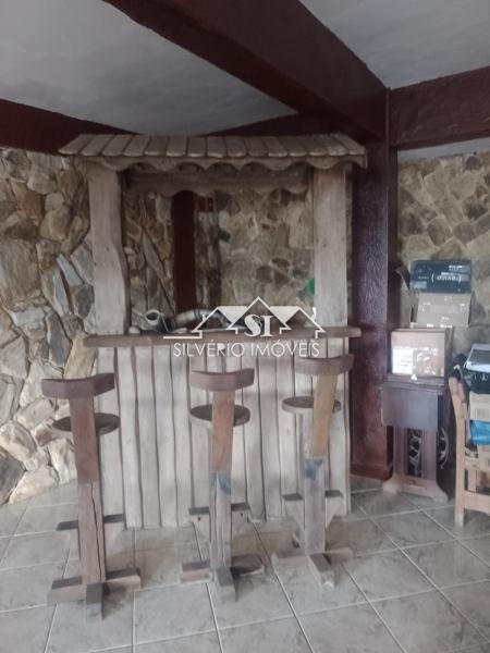 Casa à venda com 3 quartos, 400m² - Foto 26