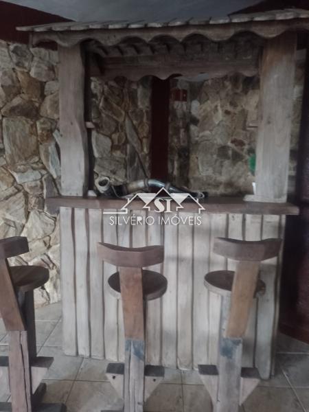 Casa à venda com 3 quartos, 400m² - Foto 25