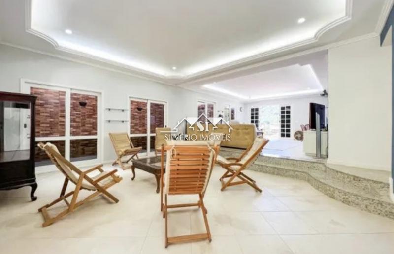 Casa à venda com 5 quartos, 480m² - Foto 15