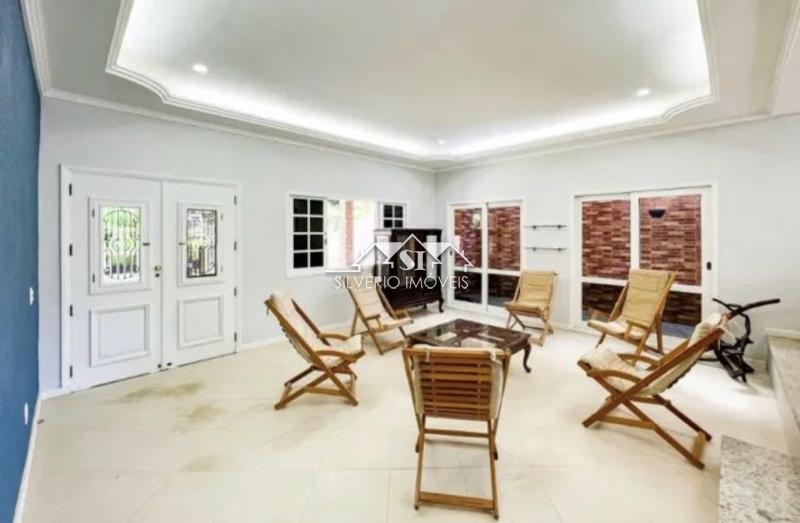 Casa à venda com 5 quartos, 480m² - Foto 14