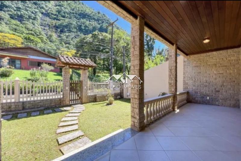 Casa à venda com 5 quartos, 480m² - Foto 3
