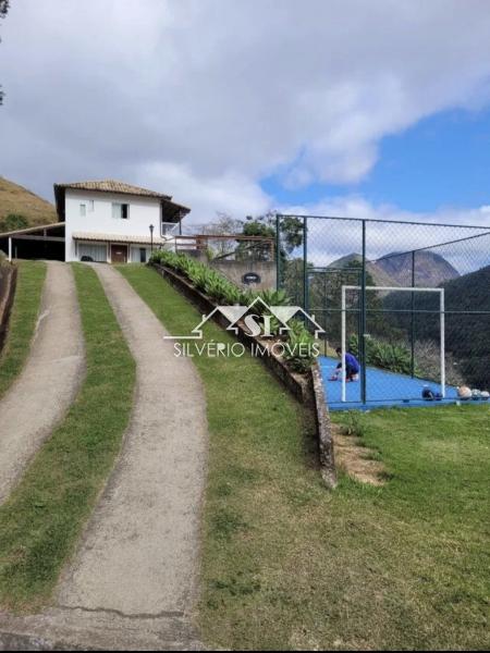 Casa à venda com 3 quartos, 300m² - Foto 6
