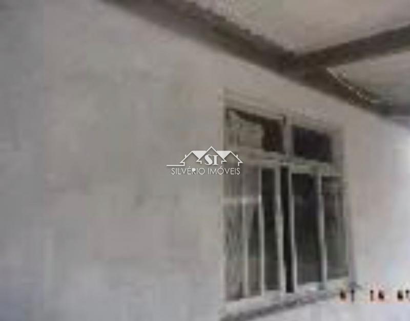 Casa à venda com 2 quartos, 80m² - Foto 8