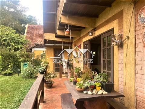 Casa à venda com 3 quartos, 171m² - Foto 4