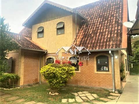 Casa em Itaipava - Petrópolis/RJ  - 3 Quartos