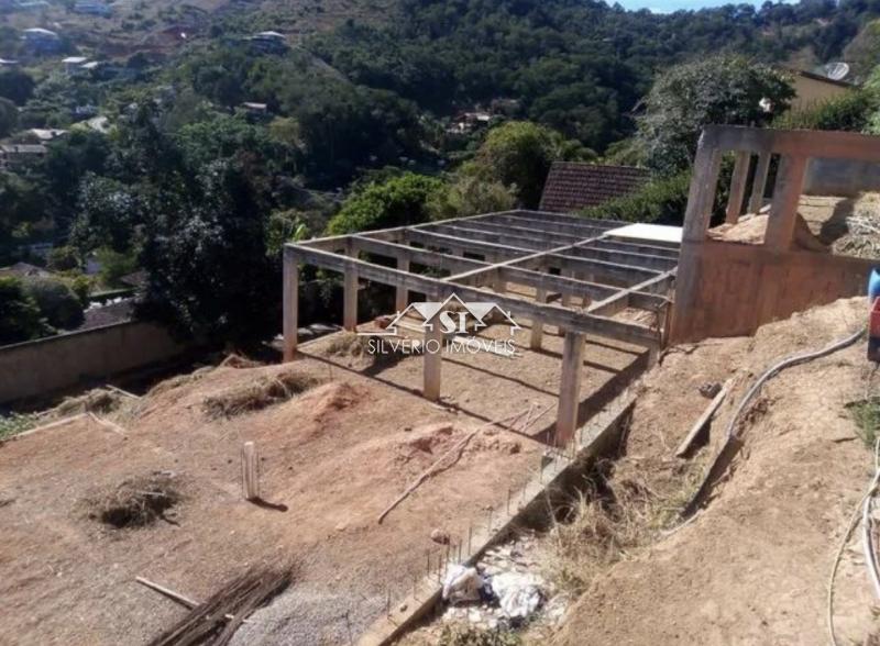 Terreno em Nogueira - Petrópolis/RJ 