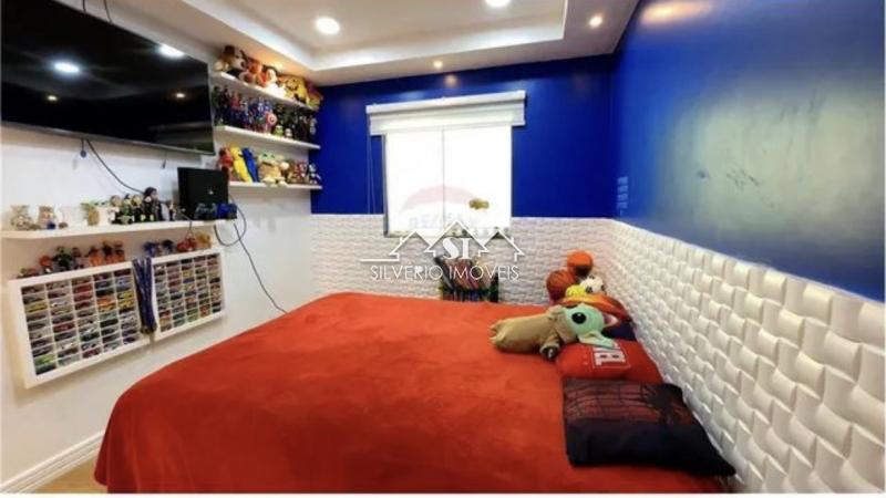 Casa à venda com 5 quartos, 300m² - Foto 9