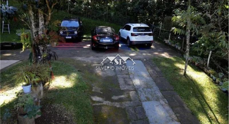 Casa à venda com 5 quartos, 300m² - Foto 5