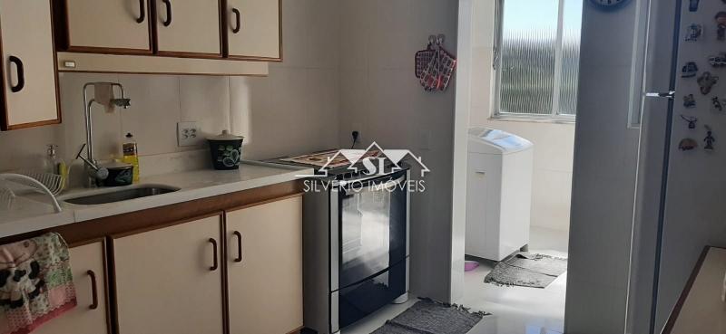 Apartamento à venda com 2 quartos, 95m² - Foto 8