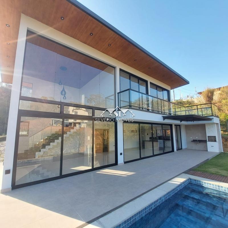 Casa em Areal - Areal/RJ  - 3 Quartos