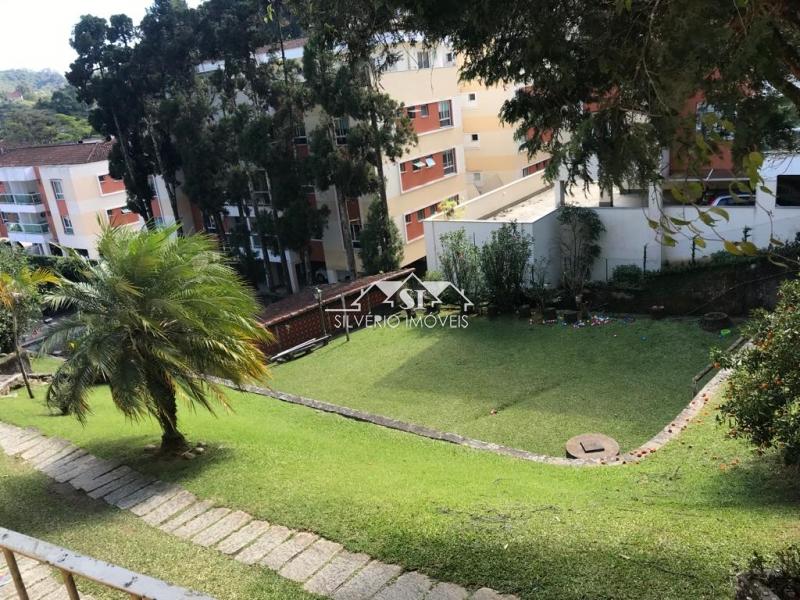 Casa à venda com 5 quartos, 300m² - Foto 7