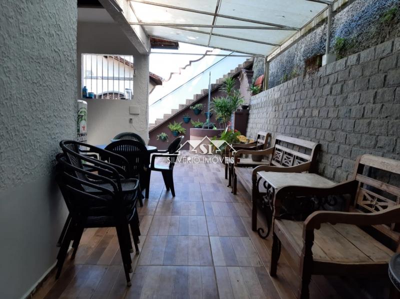 Casa à venda com 3 quartos, 150m² - Foto 8
