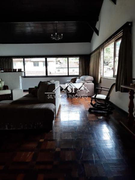 Casa à venda com 3 quartos, 150m² - Foto 9