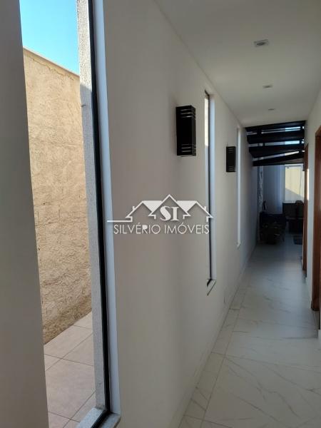 Casa à venda com 4 quartos, 139m² - Foto 12