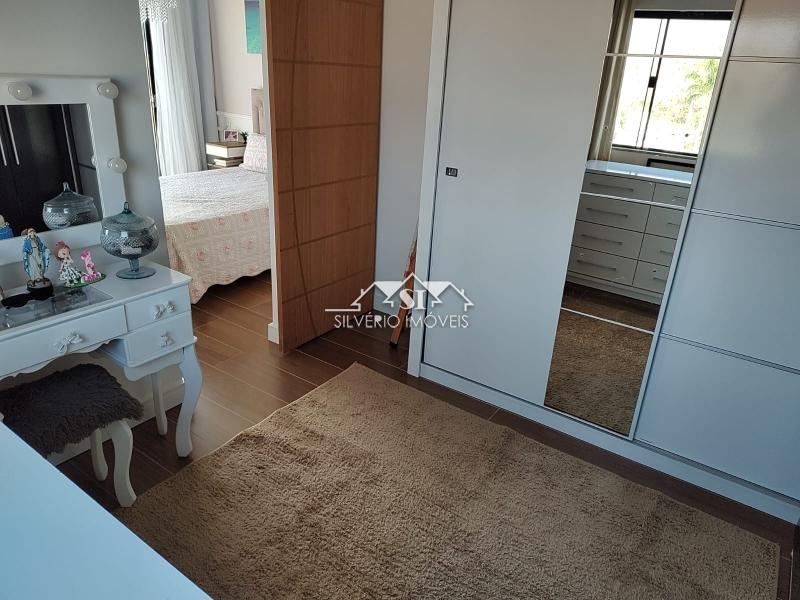 Casa à venda com 4 quartos, 139m² - Foto 13