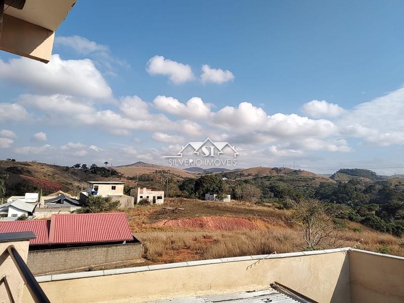 Casa à venda com 4 quartos, 139m² - Foto 8