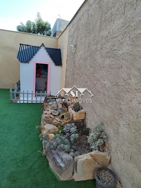 Casa à venda com 4 quartos, 139m² - Foto 29