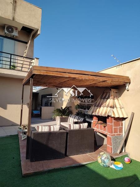 Casa à venda com 4 quartos, 139m² - Foto 3