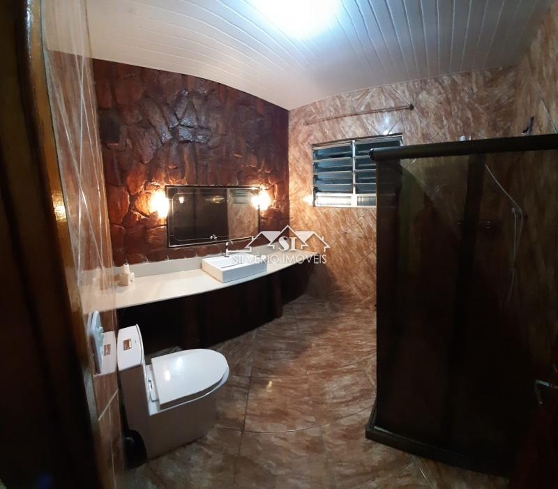 Casa à venda com 2 quartos, 90m² - Foto 18