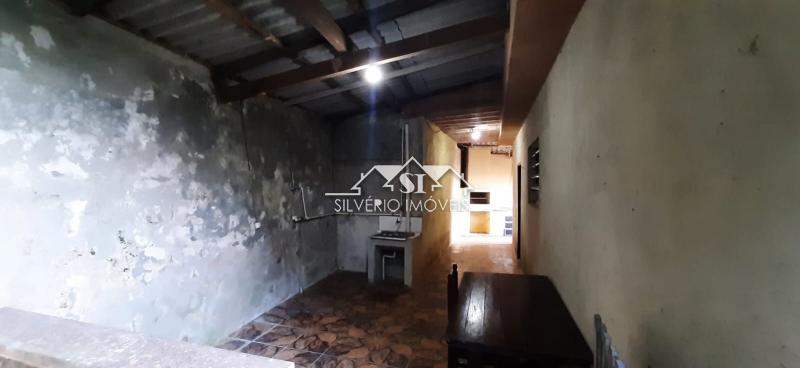 Casa à venda com 2 quartos, 90m² - Foto 21