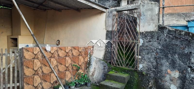Casa à venda com 2 quartos, 90m² - Foto 22