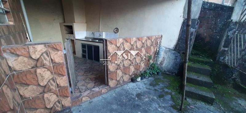 Casa à venda com 2 quartos, 90m² - Foto 26