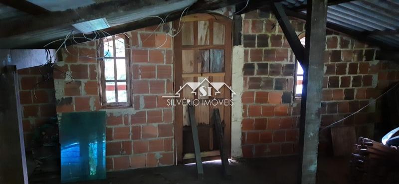 Casa à venda com 2 quartos, 90m² - Foto 30