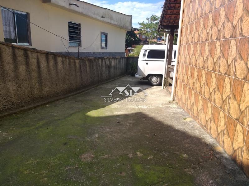 Casa à venda com 2 quartos, 90m² - Foto 31