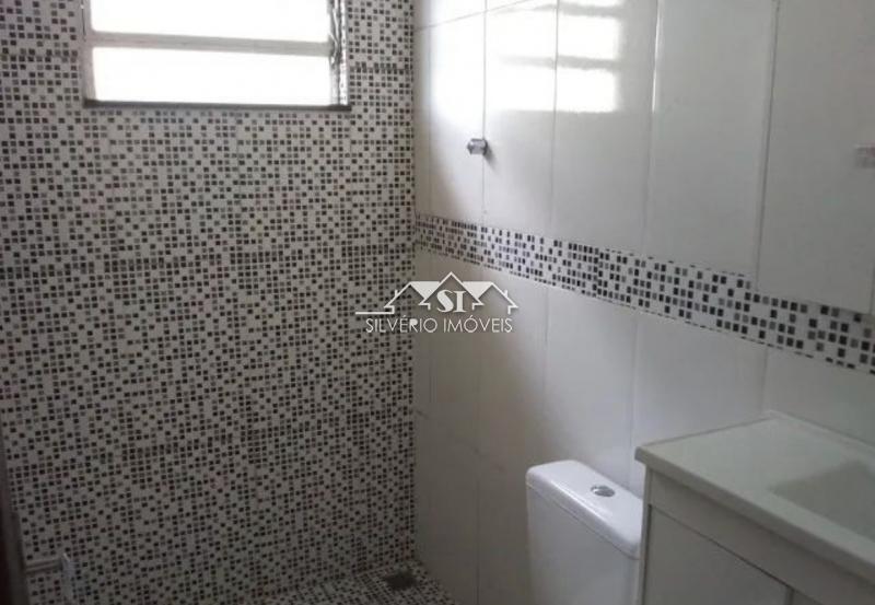 Casa à venda com 4 quartos, 100m² - Foto 5