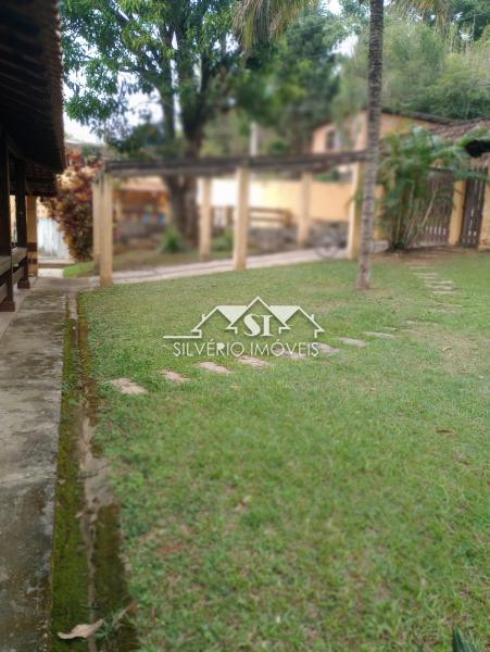 Casa à venda com 4 quartos, 300m² - Foto 10