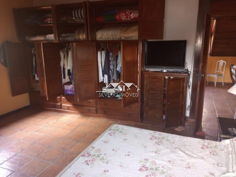Casa à venda com 4 quartos, 300m² - Foto 13