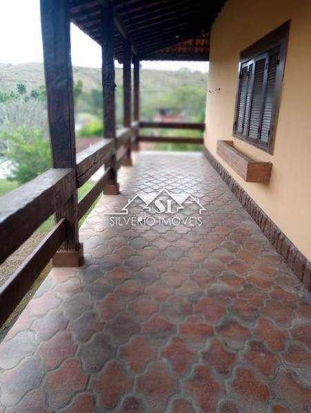 Casa à venda com 4 quartos, 300m² - Foto 14