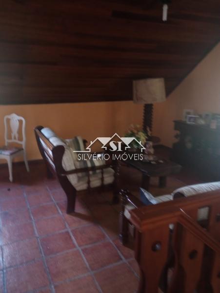 Casa à venda com 4 quartos, 300m² - Foto 15