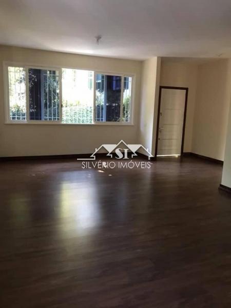 Casa à venda com 3 quartos, 140m² - Foto 12