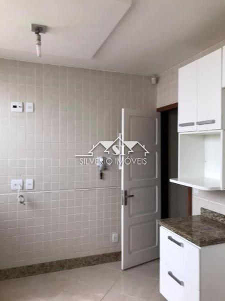 Casa à venda com 3 quartos, 140m² - Foto 17