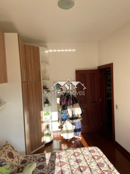 Casa à venda com 5 quartos, 210m² - Foto 48