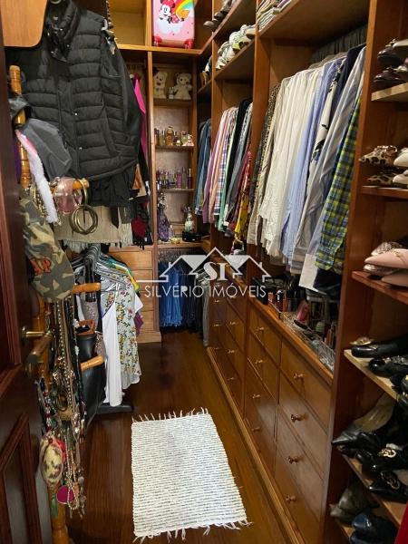 Casa à venda com 5 quartos, 210m² - Foto 53