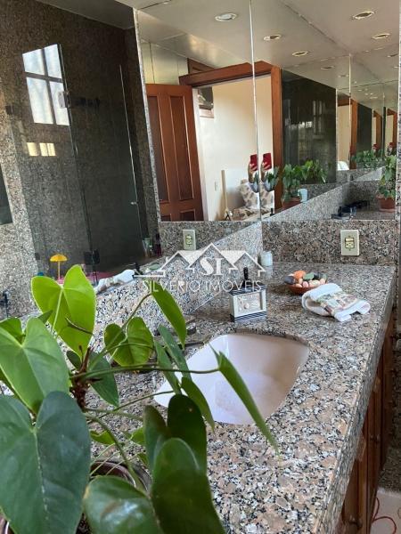 Casa à venda com 5 quartos, 210m² - Foto 55