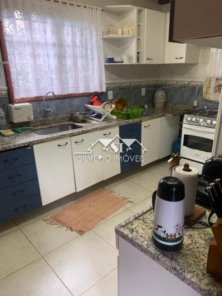Casa para alugar com 5 quartos, 100m² - Foto 19